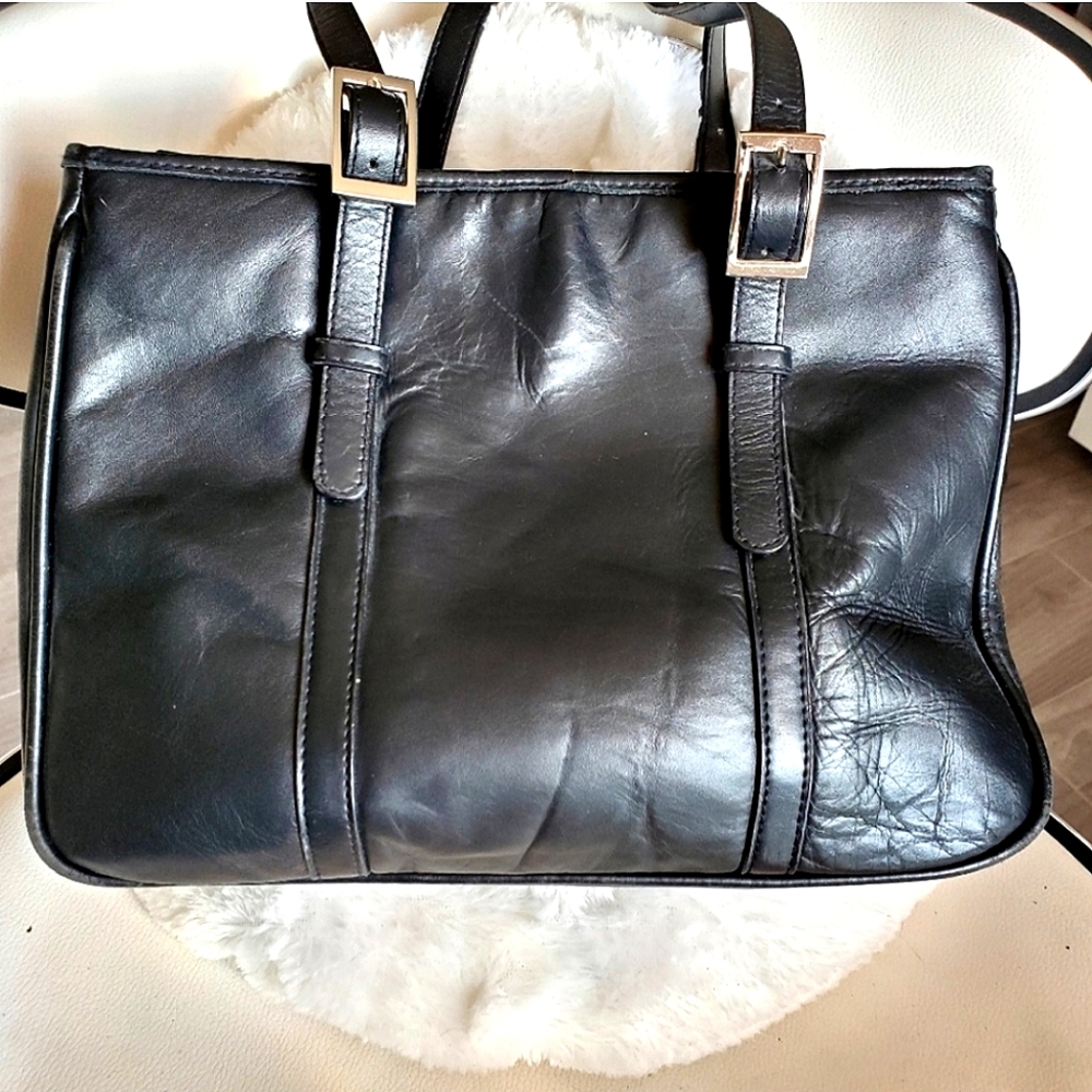 Laura Scott Shoulder Bag - Black with Silver Hardware